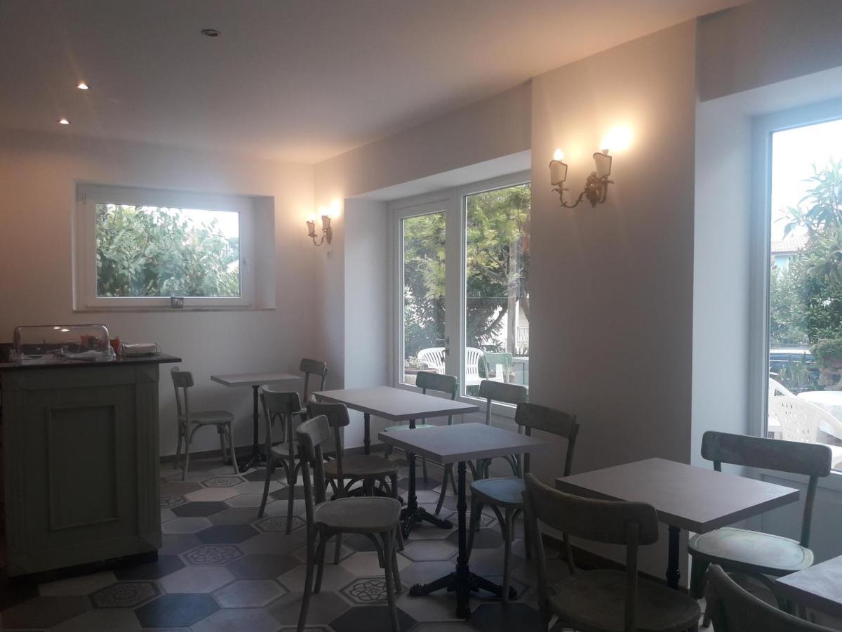 Casa Cipriani Bed & Breakfast Potenza Picena Exterior photo